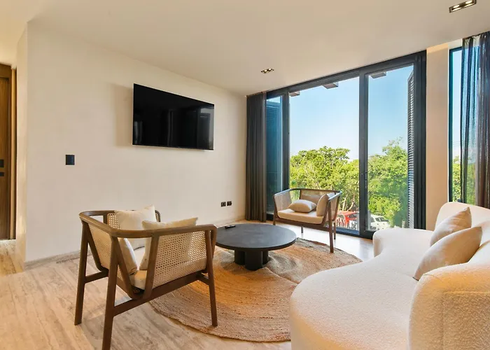 Front Luxury In Tulum